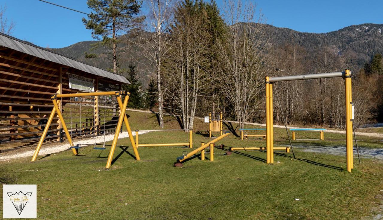 Apartment Spica - Private Parking Kranjska Gora Zewnętrze zdjęcie
